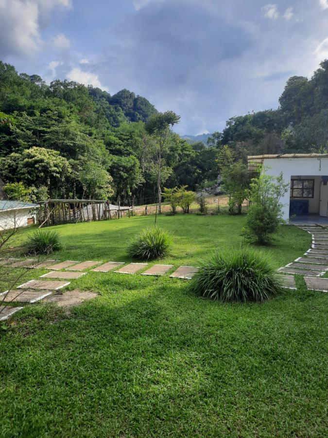Pachamaya River Hostel Lanquin Exterior photo