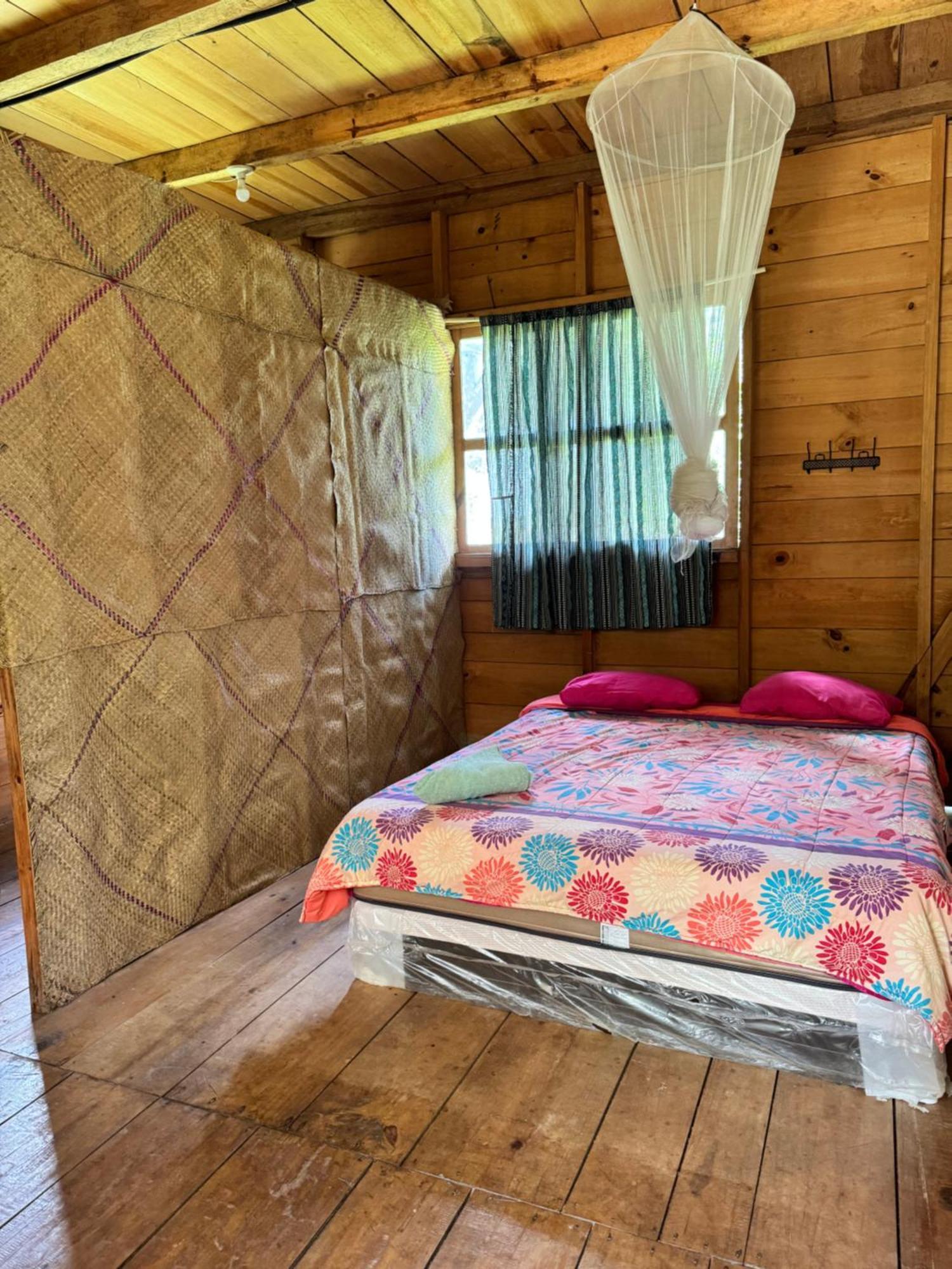 Pachamaya River Hostel Lanquin Exterior photo