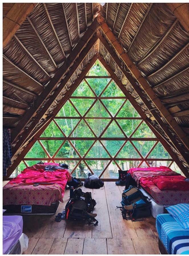 Pachamaya River Hostel Lanquin Exterior photo